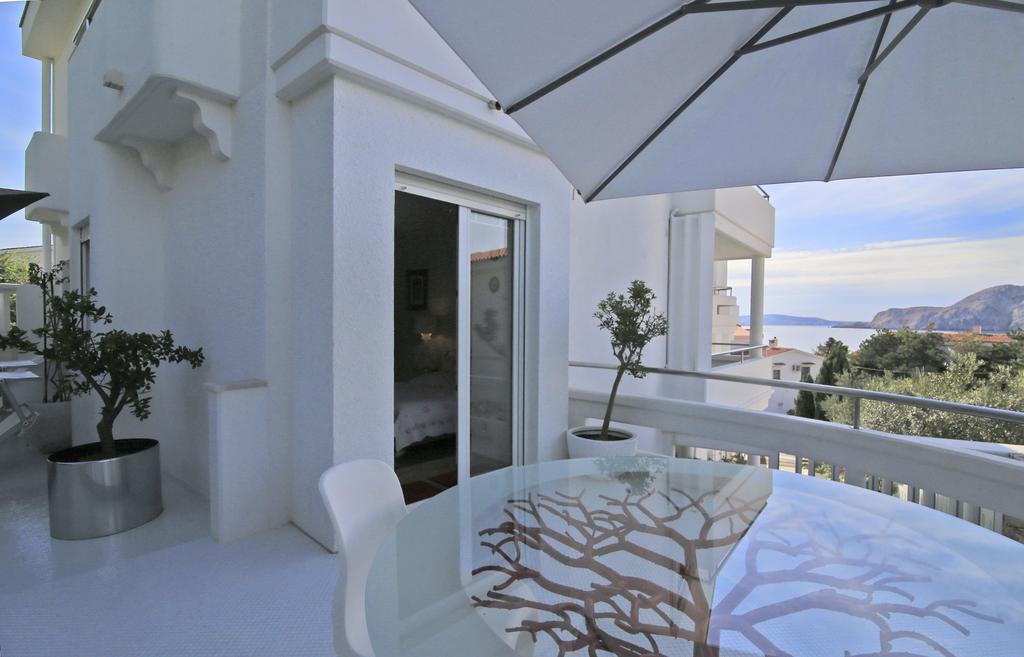 Villa Perla Baska Exterior photo